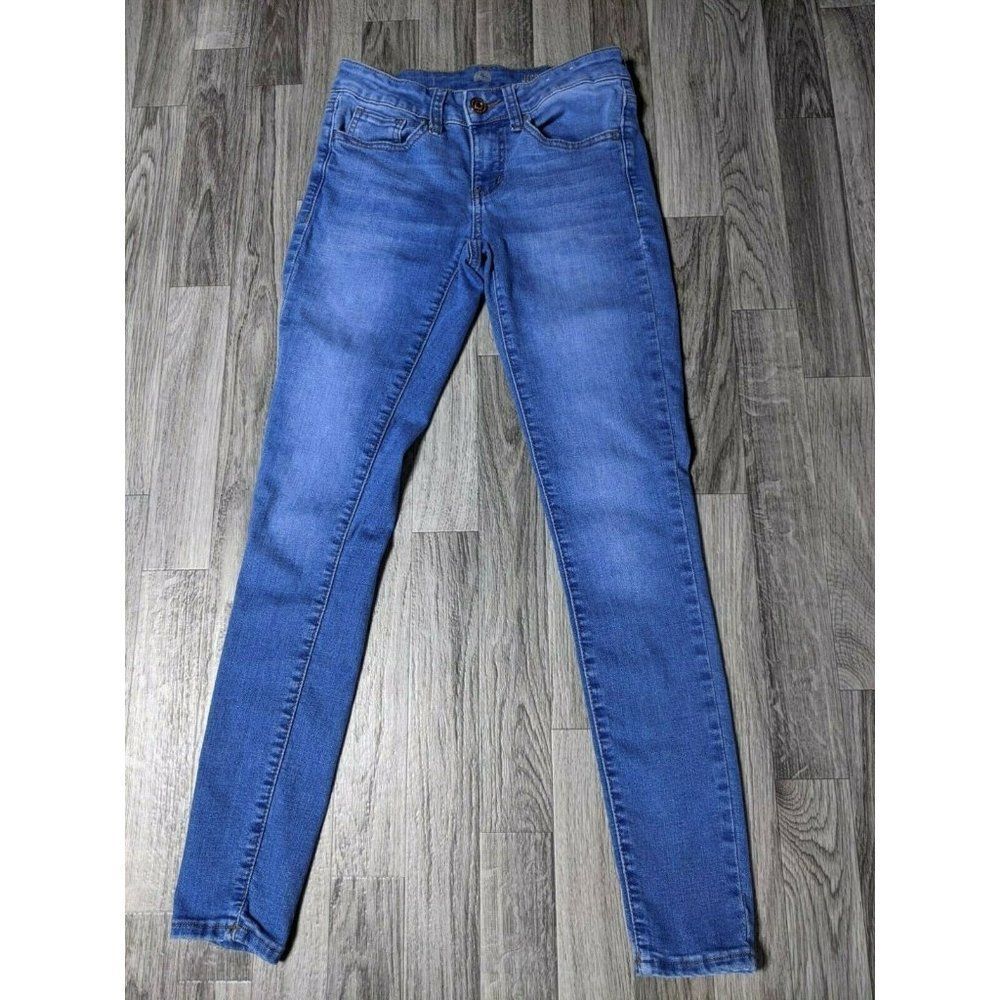SO Juniors Size 1 Stretchy Embroidered Denim Blue Jean Jeggings